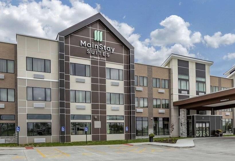 בית מלון כפרי Mainstay Suites Milwaukee Franklin