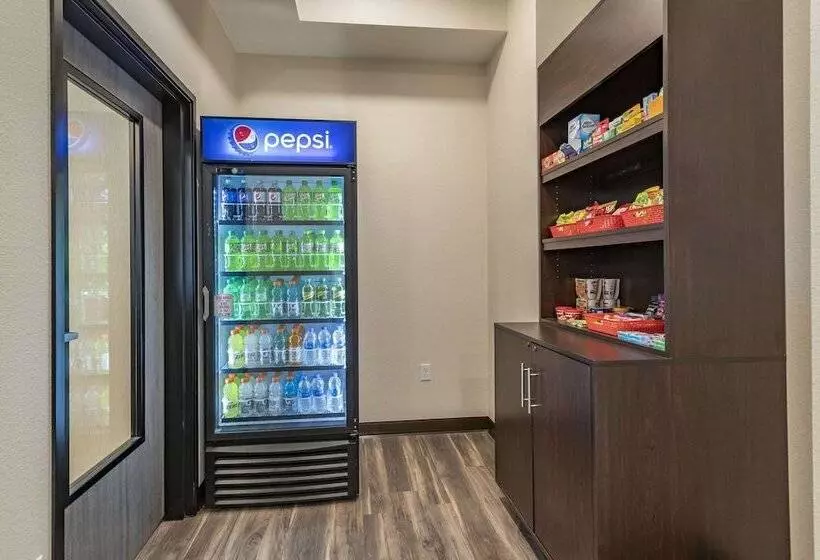 ホテル Mainstay Suites Milwaukee Franklin