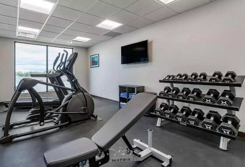 ホテル Mainstay Suites Milwaukee Franklin