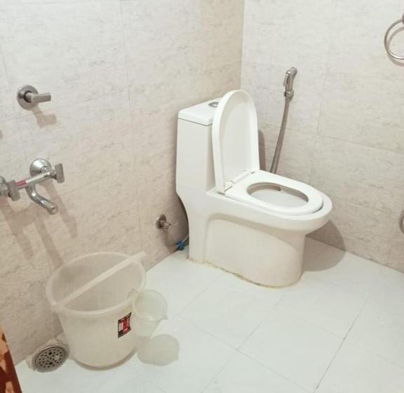 בית מלון כפרי The Sana Luxury Stay, Manali