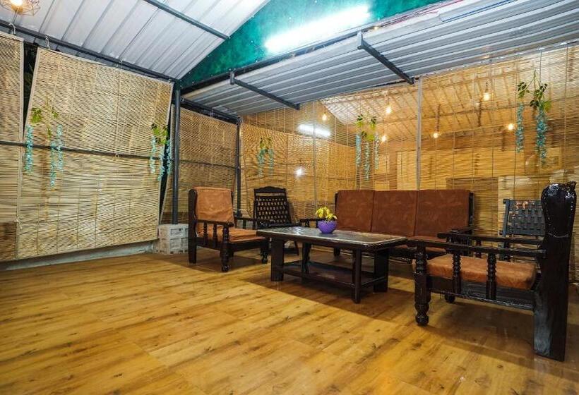 בית מלון כפרי The Forest Lake View Resort