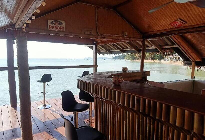 Last Hammock Beach Resort