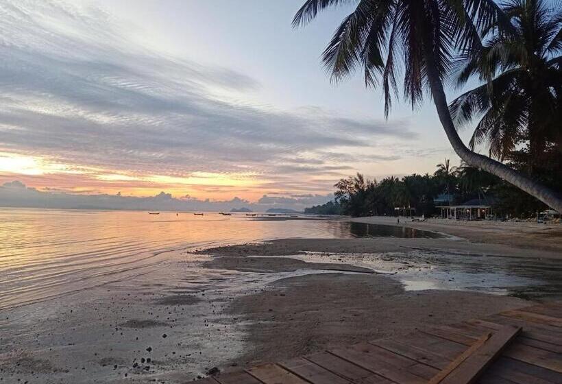 Last Hammock Beach Resort
