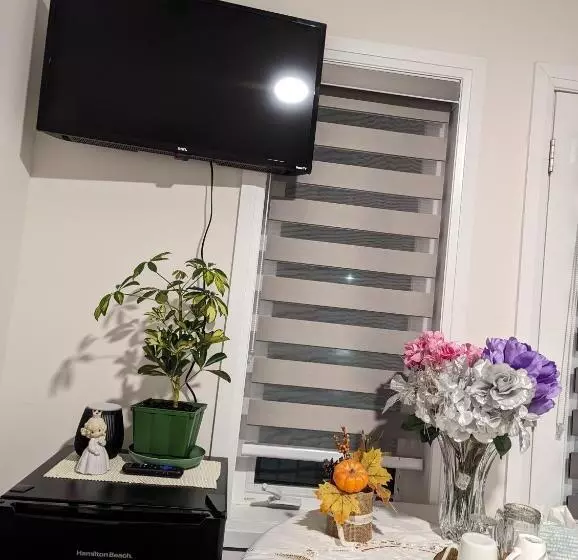 Majatalo Bright Room Full Of Love And Warmth