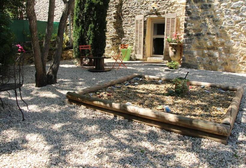 بنسيون Chambre Cévennole