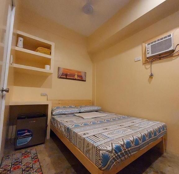 פנסיון Danny S Den Boracay