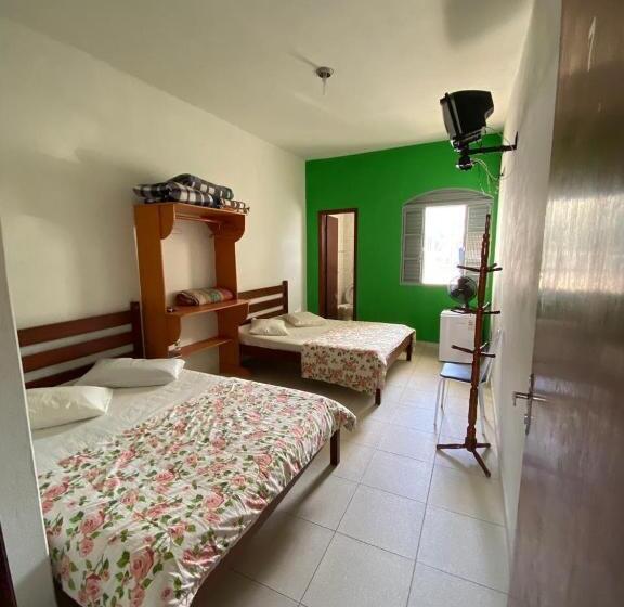 پانسیون Pousada Sagrada Família