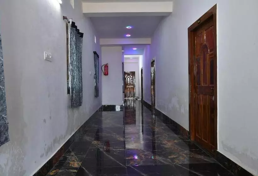 Auberge Paradise Inn