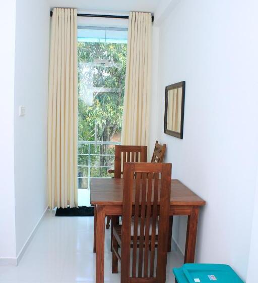 בית מלון כפרי Vthree Family House