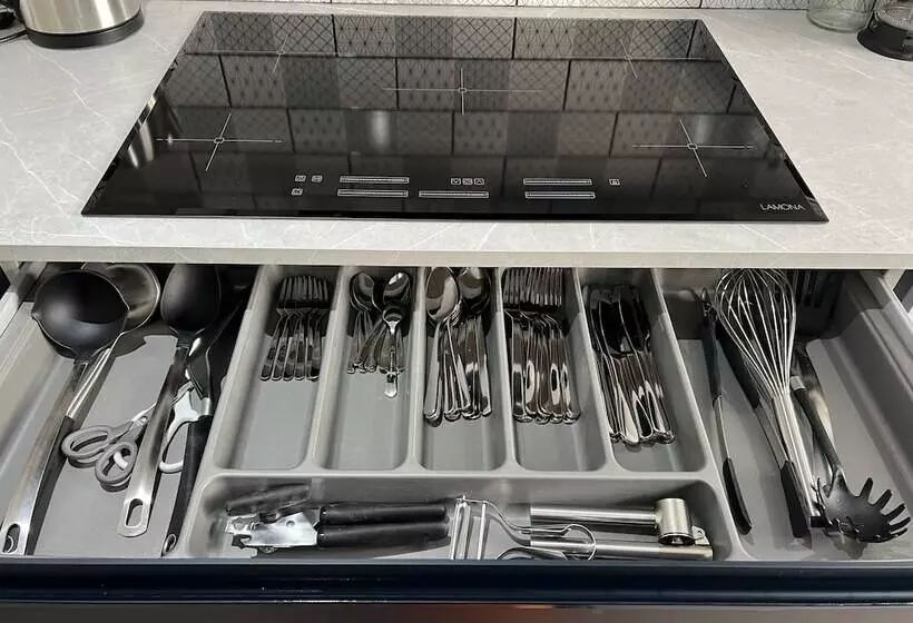 Luxurious London Studios