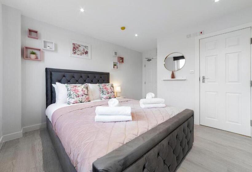 膳宿费 Crystal Palace Stays Se20