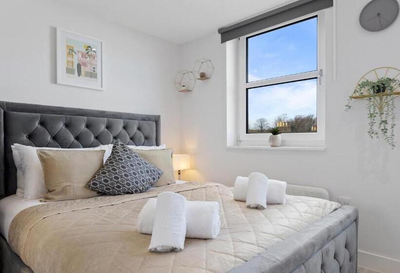 膳宿费 Crystal Palace Stays Se20