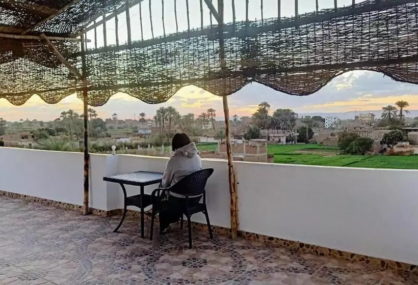 پانسیون Dream Garden Luxor