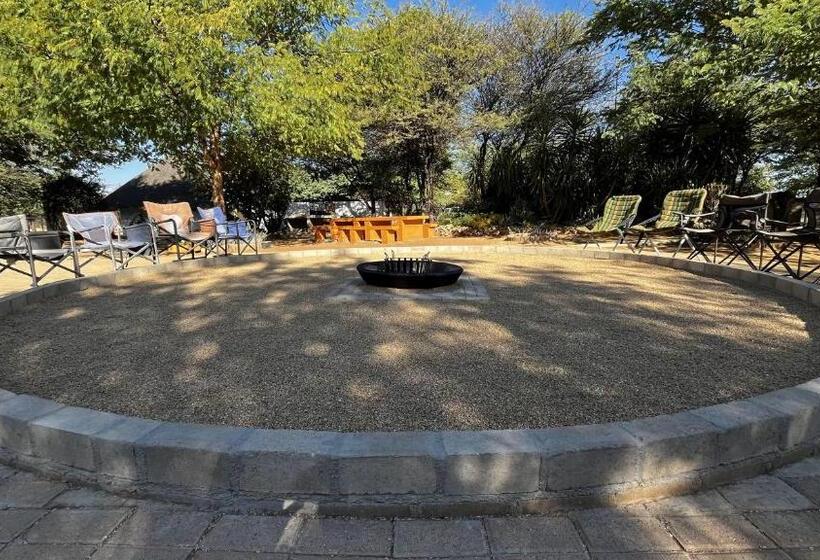 پانسیون Lion S Den Guesthouse Otjiwarongo