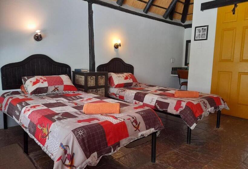 پانسیون Lion S Den Guesthouse Otjiwarongo