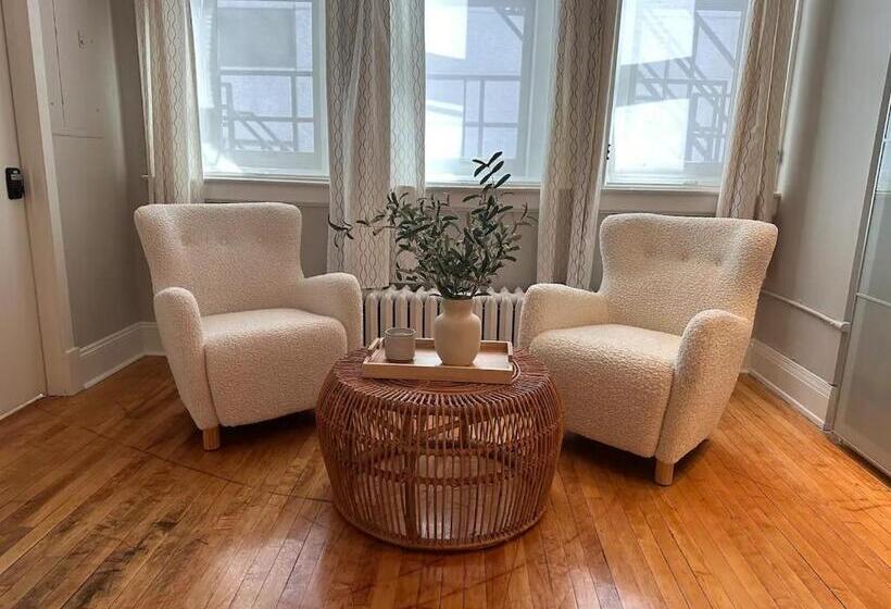 The Historic Lyric Presidential Suite