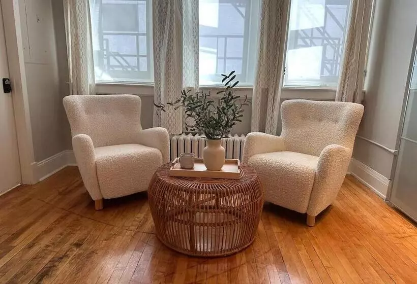 The Historic Lyric Presidential Suite