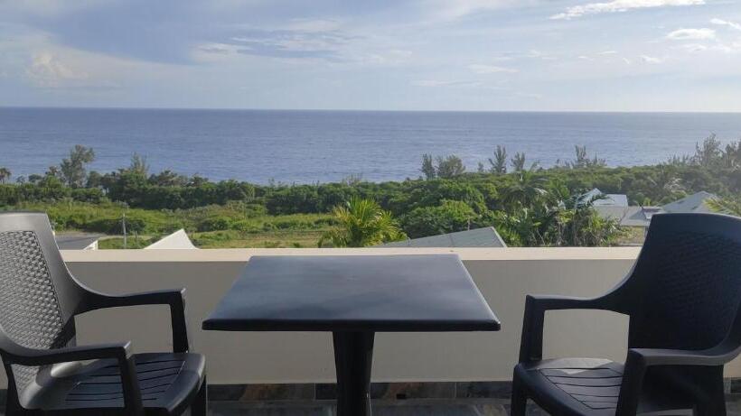 تختخواب و صبحانه Cap Horizon