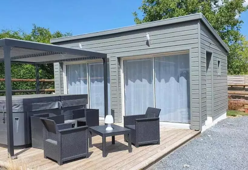 Aamiaismajoitus (B&B) Cottage De La Mare Aux Chèvres