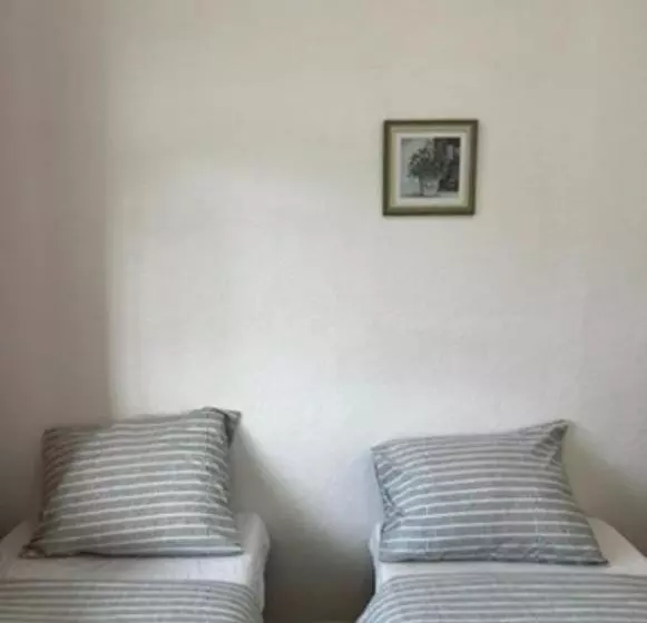 Etterbeek Youth Hostel