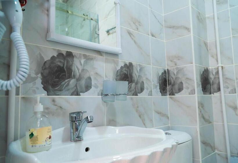 هتل гостиница, ак буура