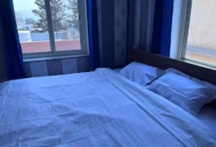 ホテル Saukari S & Restaurant Rishikesh