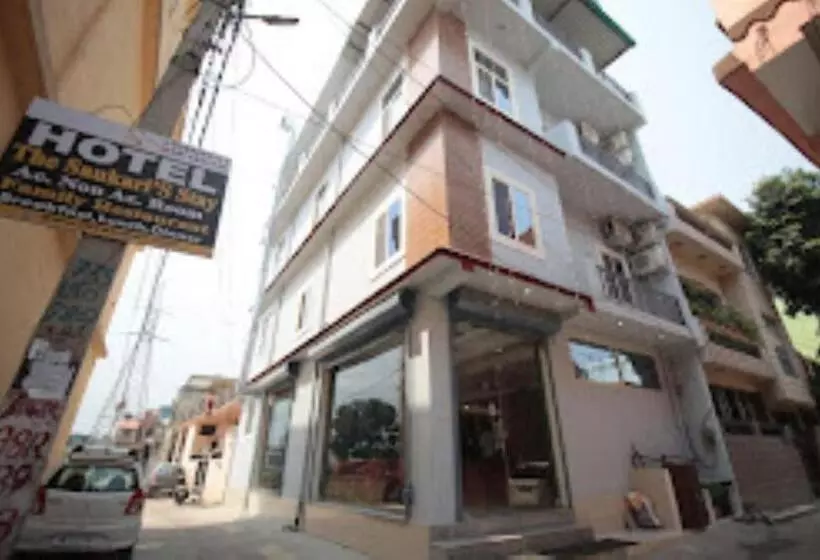 ホテル Saukari S & Restaurant Rishikesh