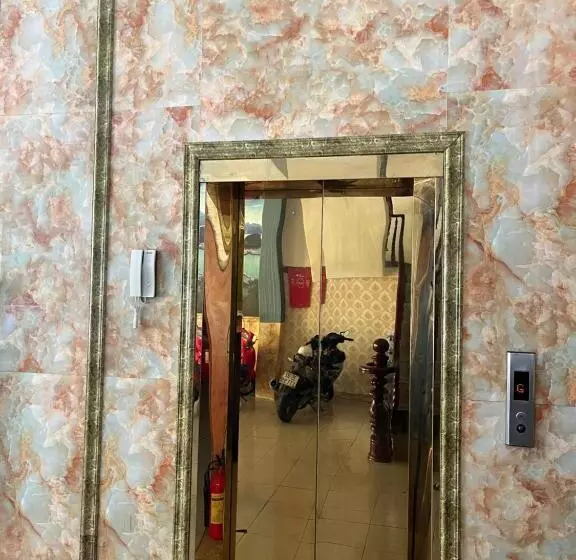 Khách Sạn Trường Giang 长江酒店
