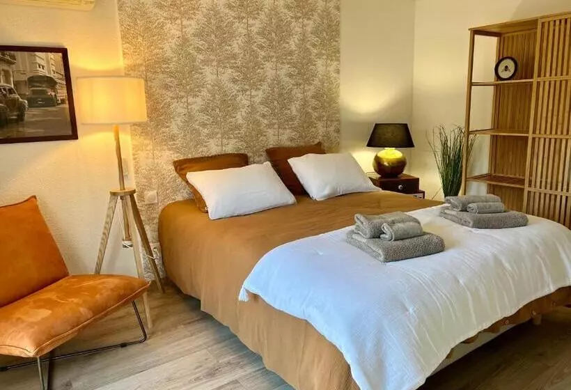 Majatalo Au Bonheur Dezange