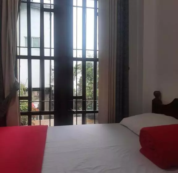 Majatalo Barrow Villa