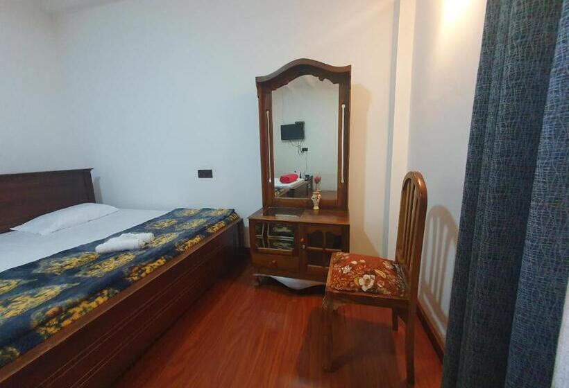 پانسیون Barrow Villa