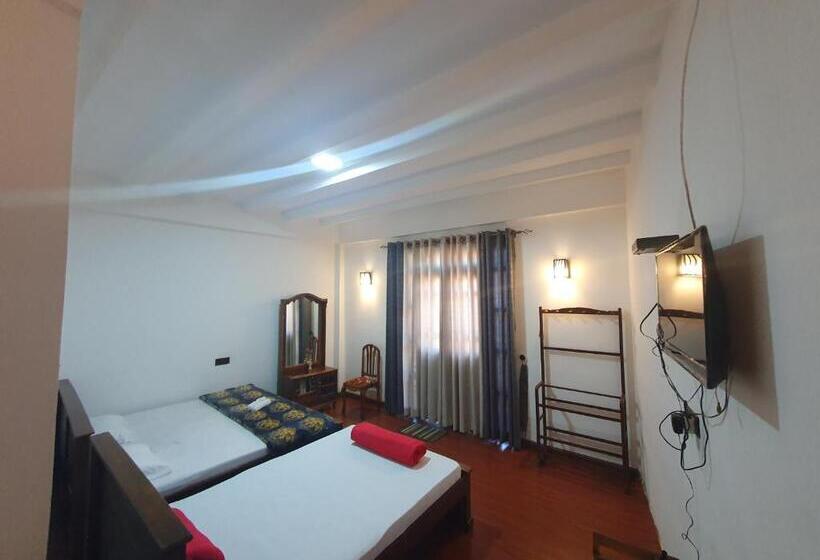 پانسیون Barrow Villa