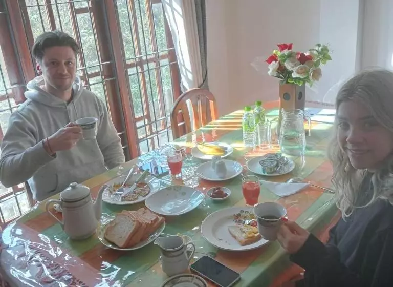 Majatalo Barrow Villa