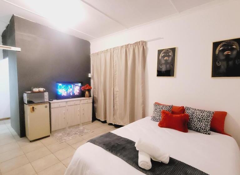 بنسيون Effortless Garden Suites Cambridge