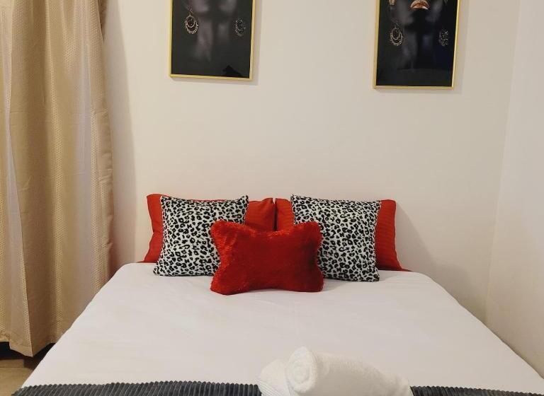 بنسيون Effortless Garden Suites Cambridge