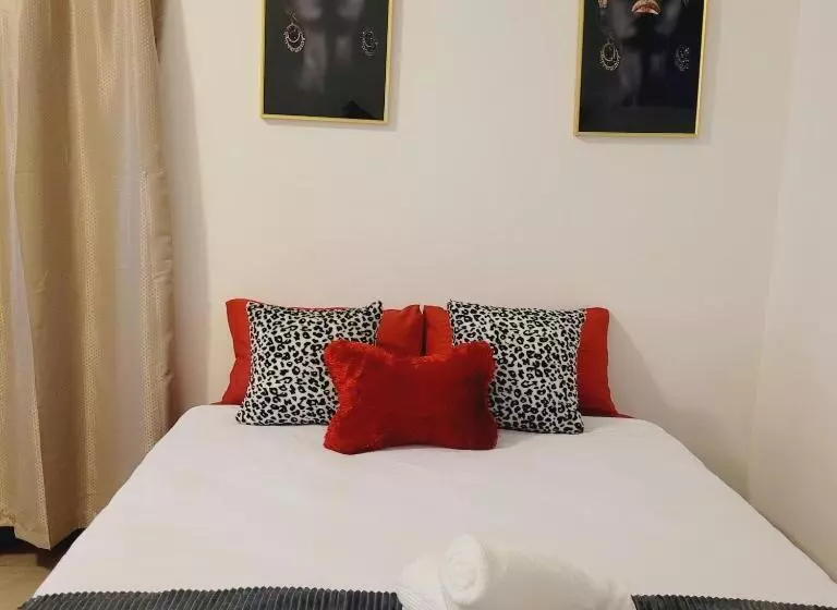 Majatalo Effortless Garden Suites Cambridge