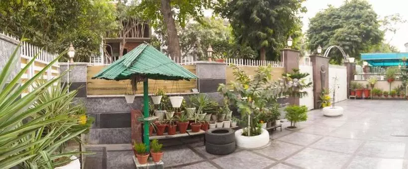 Majatalo Kalptaru Residency By Grb