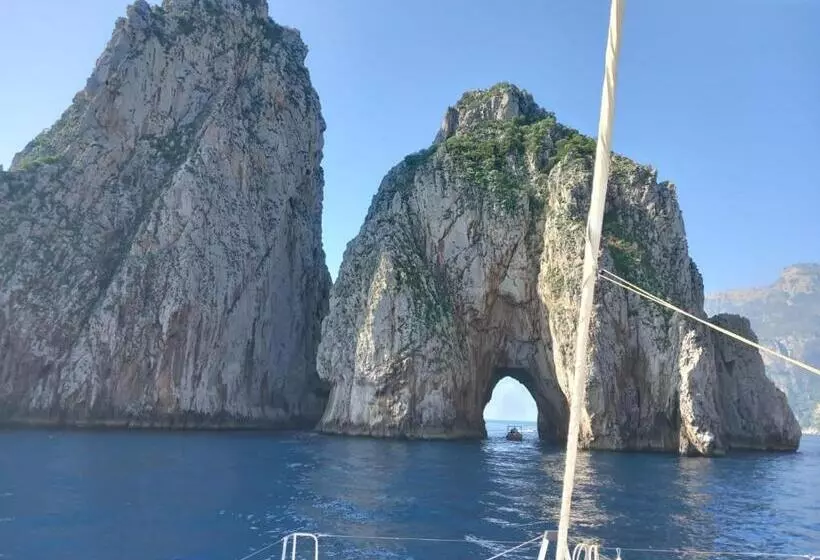 Plebiscito Suite Apartment