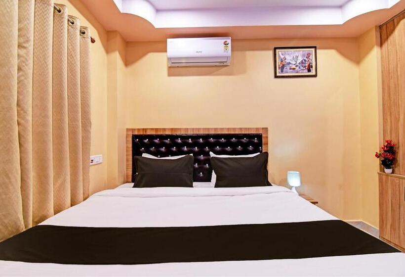 Hotel Super Collection O Mahal