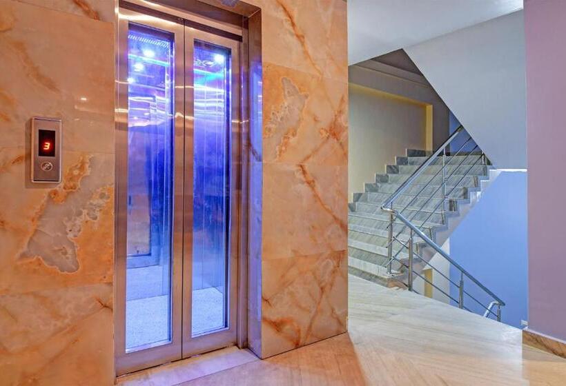 Hotel Super Collection O Mahal