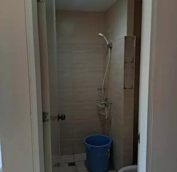Unit 608
