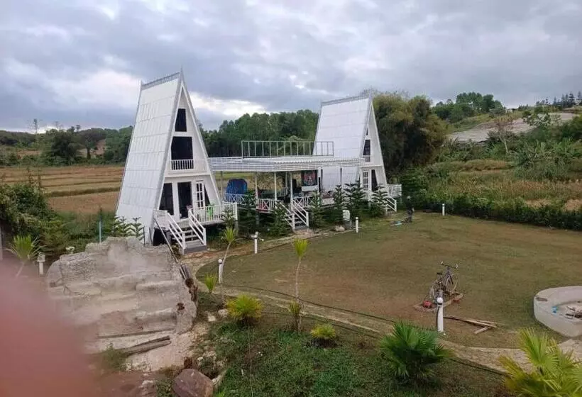 Aamiaismajoitus (B&B) Boat And House Resort Khao Kho