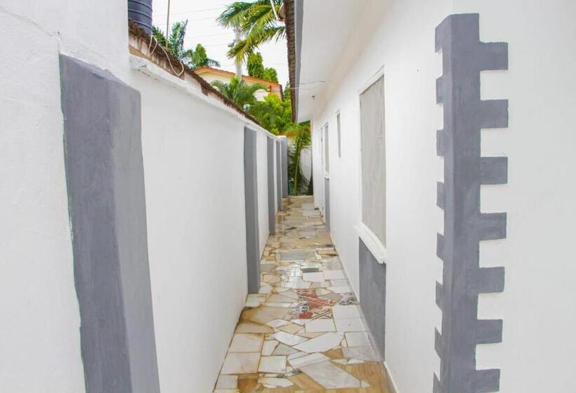 تختخواب و صبحانه Three Palms Home