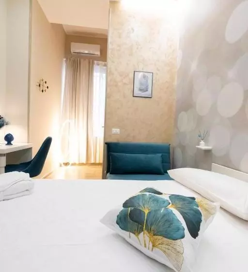 تختخواب و صبحانه Enchanting Suites Salerno