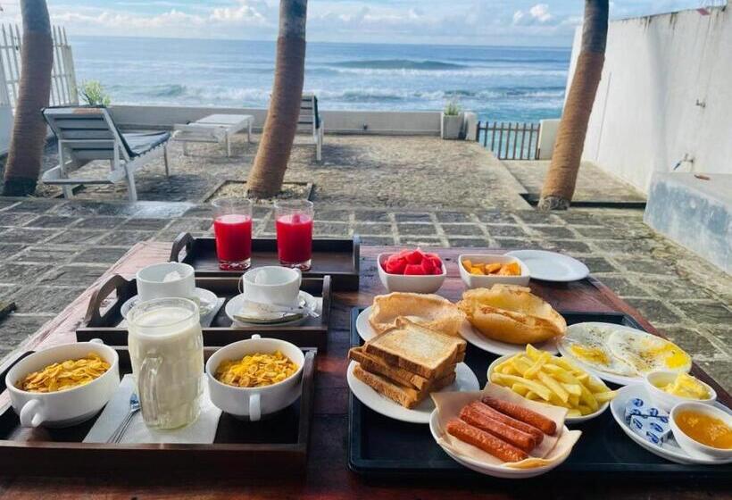 فندق Asa Bay Beach Resort