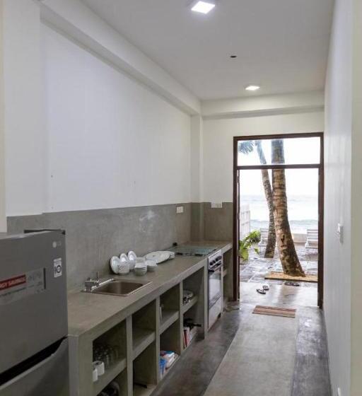 فندق Asa Bay Beach Resort