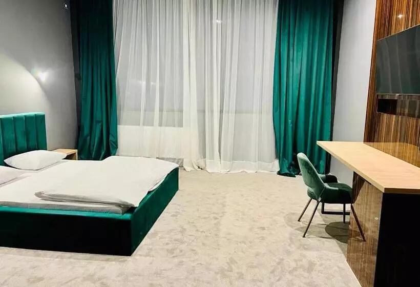 Hotelli Pensiunea Butique Central