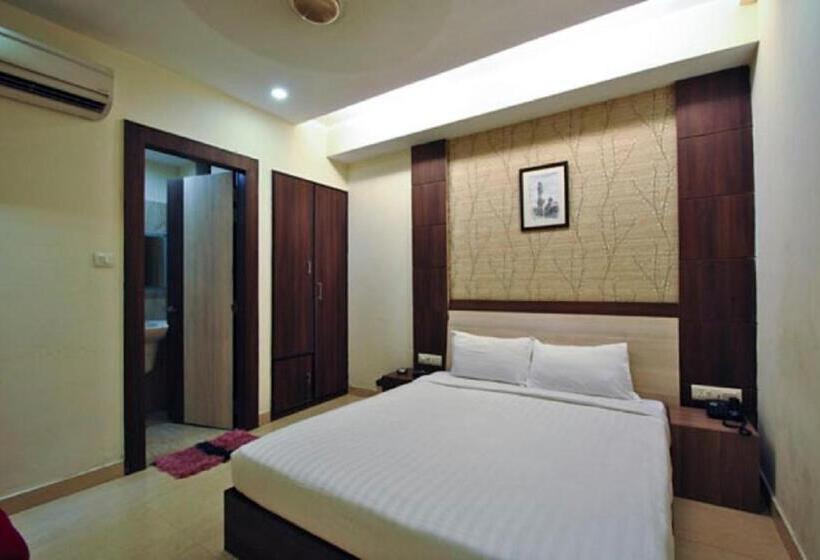 فندق Mandiram Prayagraj