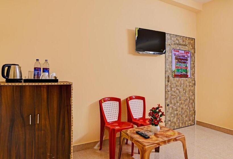 Hotell Oyo Haramani Palace