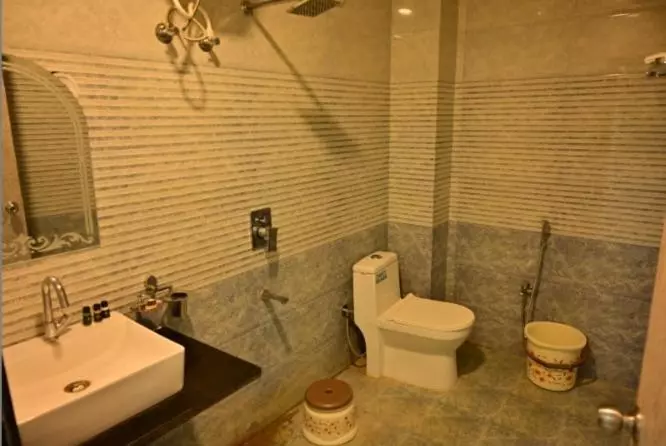 Hotelli Raghuveer Inn By Bookingcare
